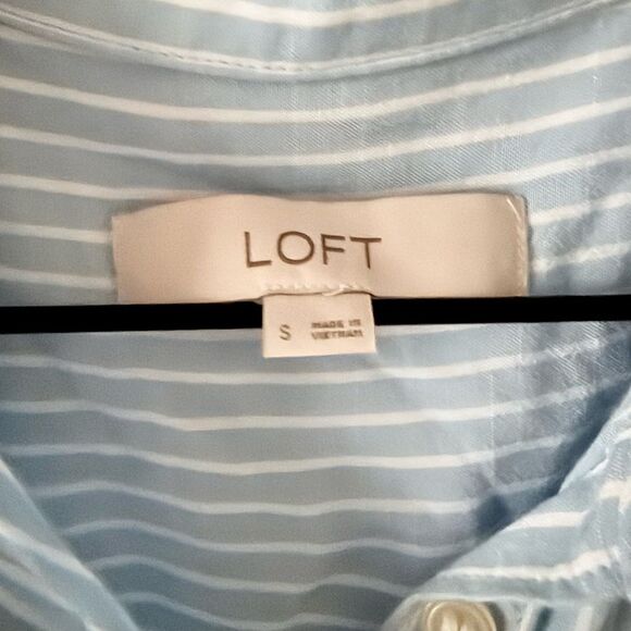 Loft Dolman Sleeve Button Front Shirt in Blue and White Stripe - Size S - Picture 6 of 7